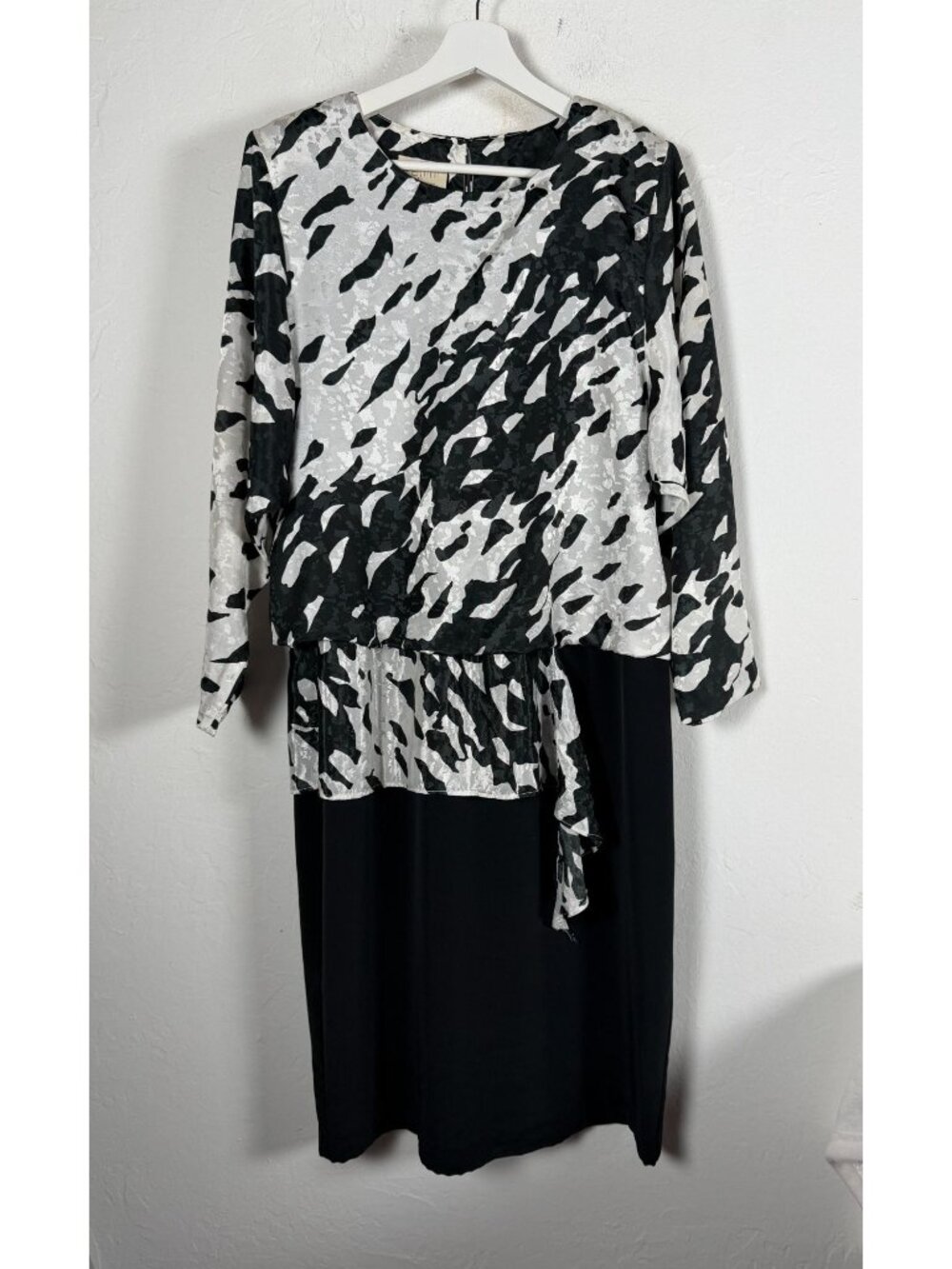 Vintage Pellini By Von Bramlett Black & White Abstract Print Long Sleeve Dress